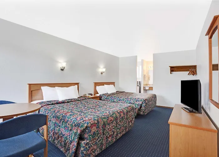 Days Inn By Wyndham Seattle North Of Downtown